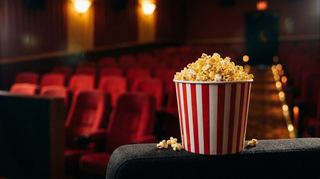 Popcorn_in_movie_theater_20261021113739